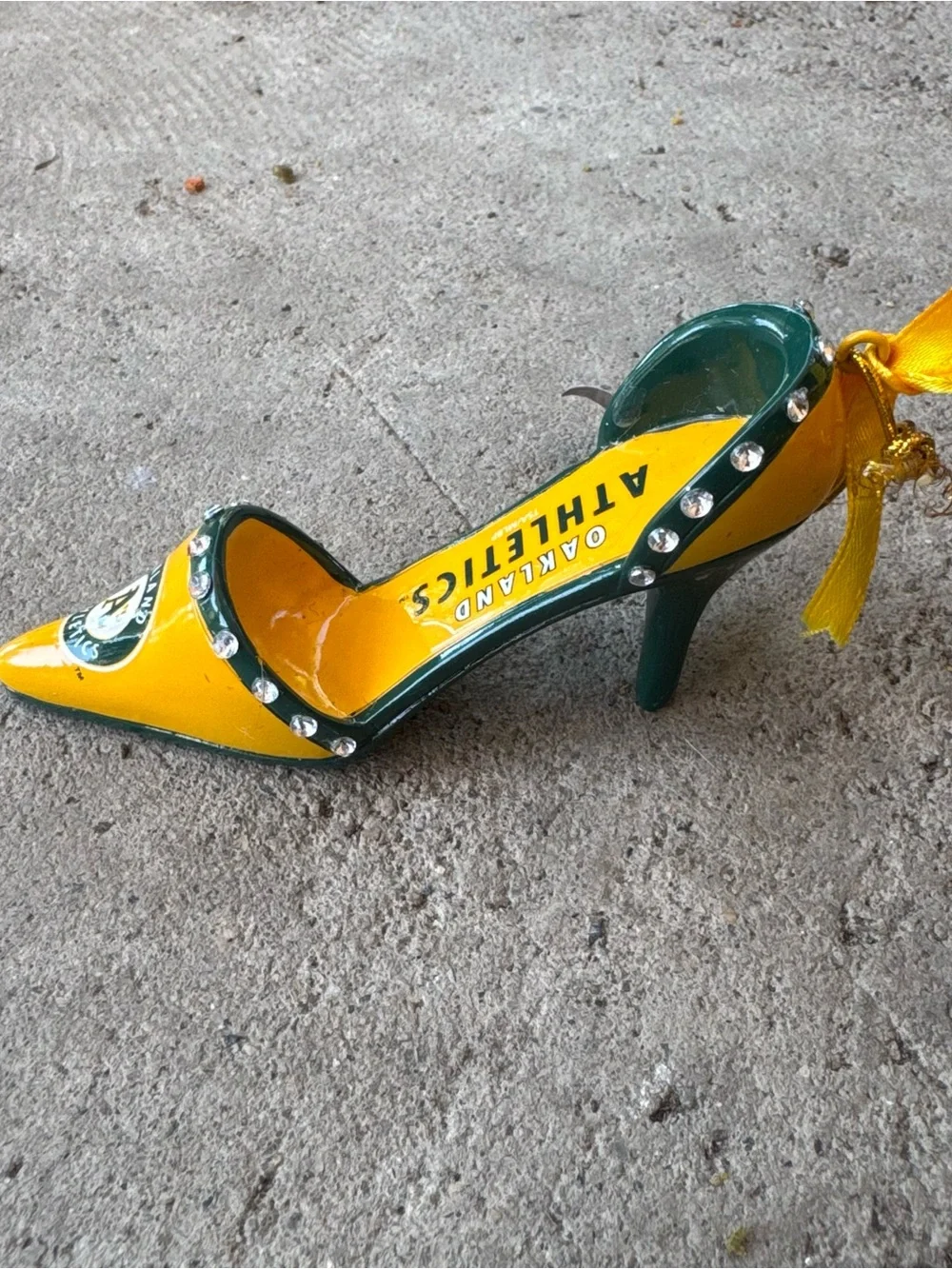 Oakland Athletics Yellow & Green High Heel Christmas‎ Ornament